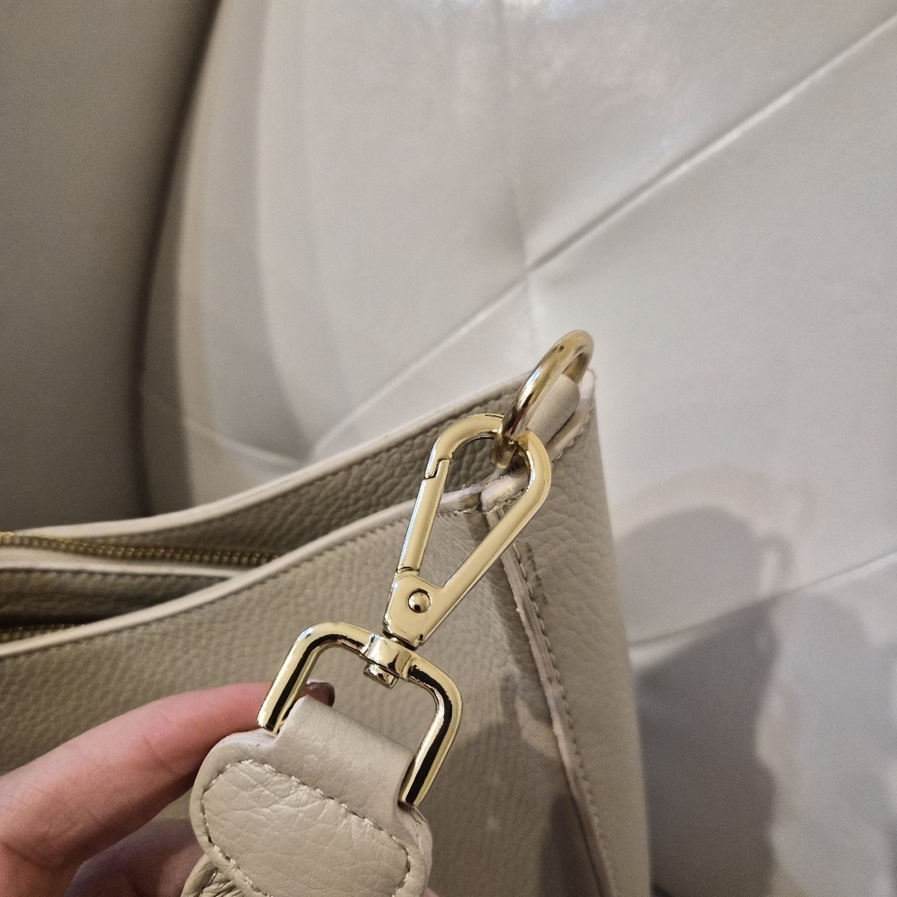 Anna Paola Italian Leather Shoulder Bag - Picture 2 of 9